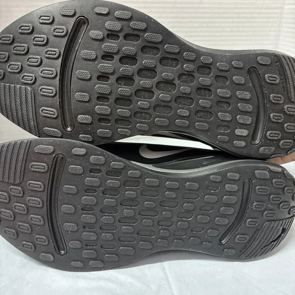 Nike Journey Run Shoes Men’s Size 8.5 Black Metallic Silver Running Sneaker NWOB